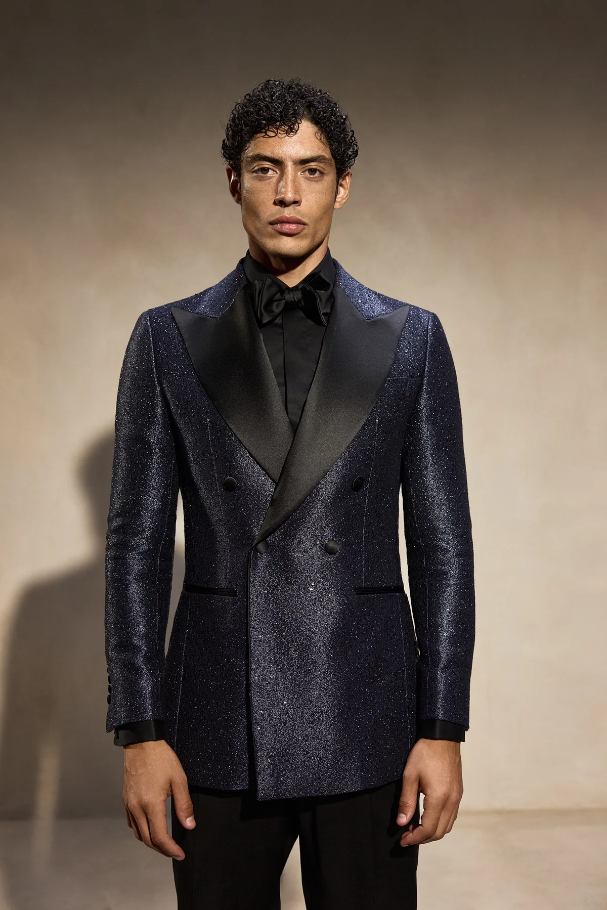 SACOU SMOKING MADE TO MEASURE ALBASTRU TESATURA CARLO POZZI