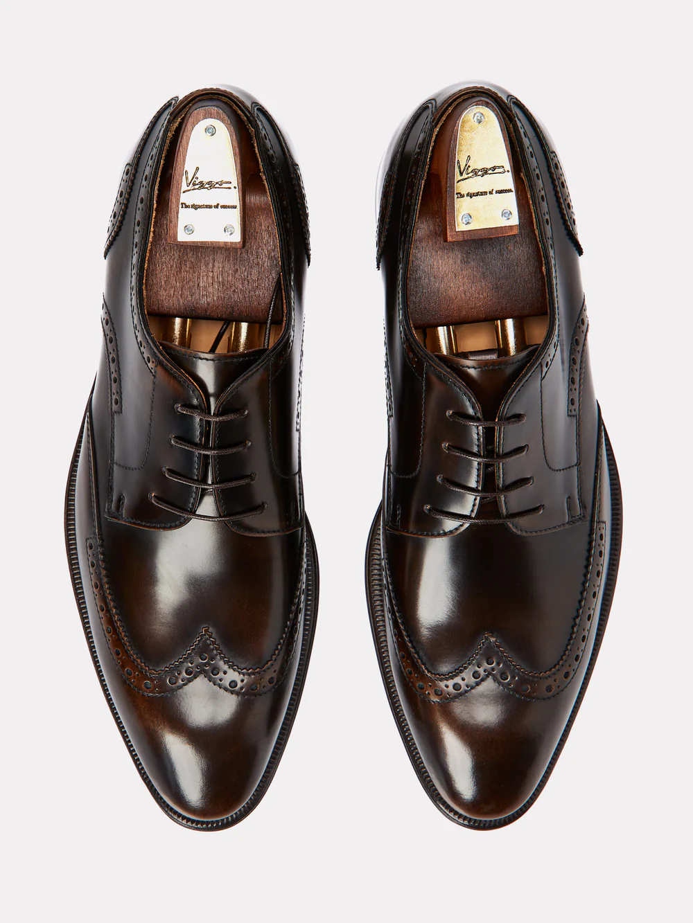 Pantofi derby maro cu detalii brogue