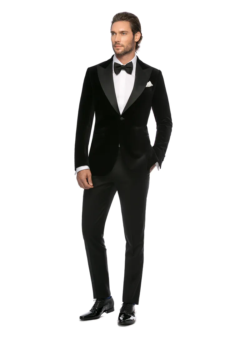 BLACK VELVET TUXEDO