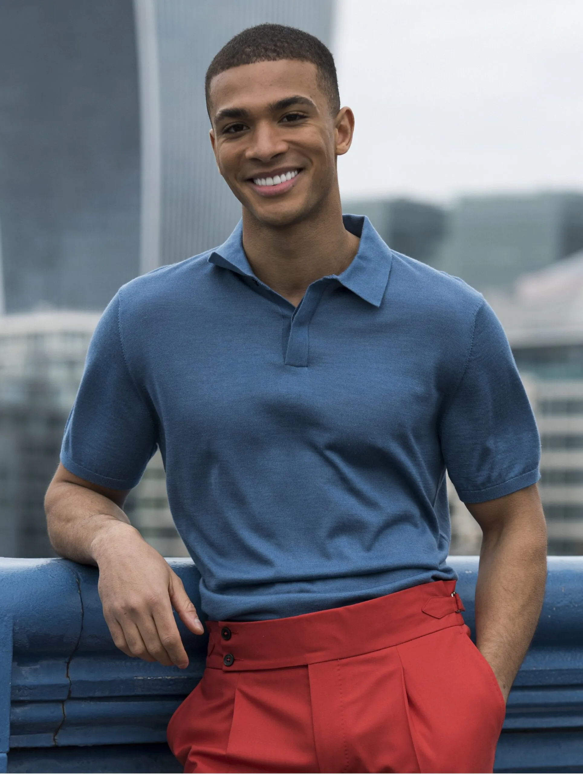 TRICOU POLO ALBASTRU DIN MATASE NATURALA SI LANA MERINO