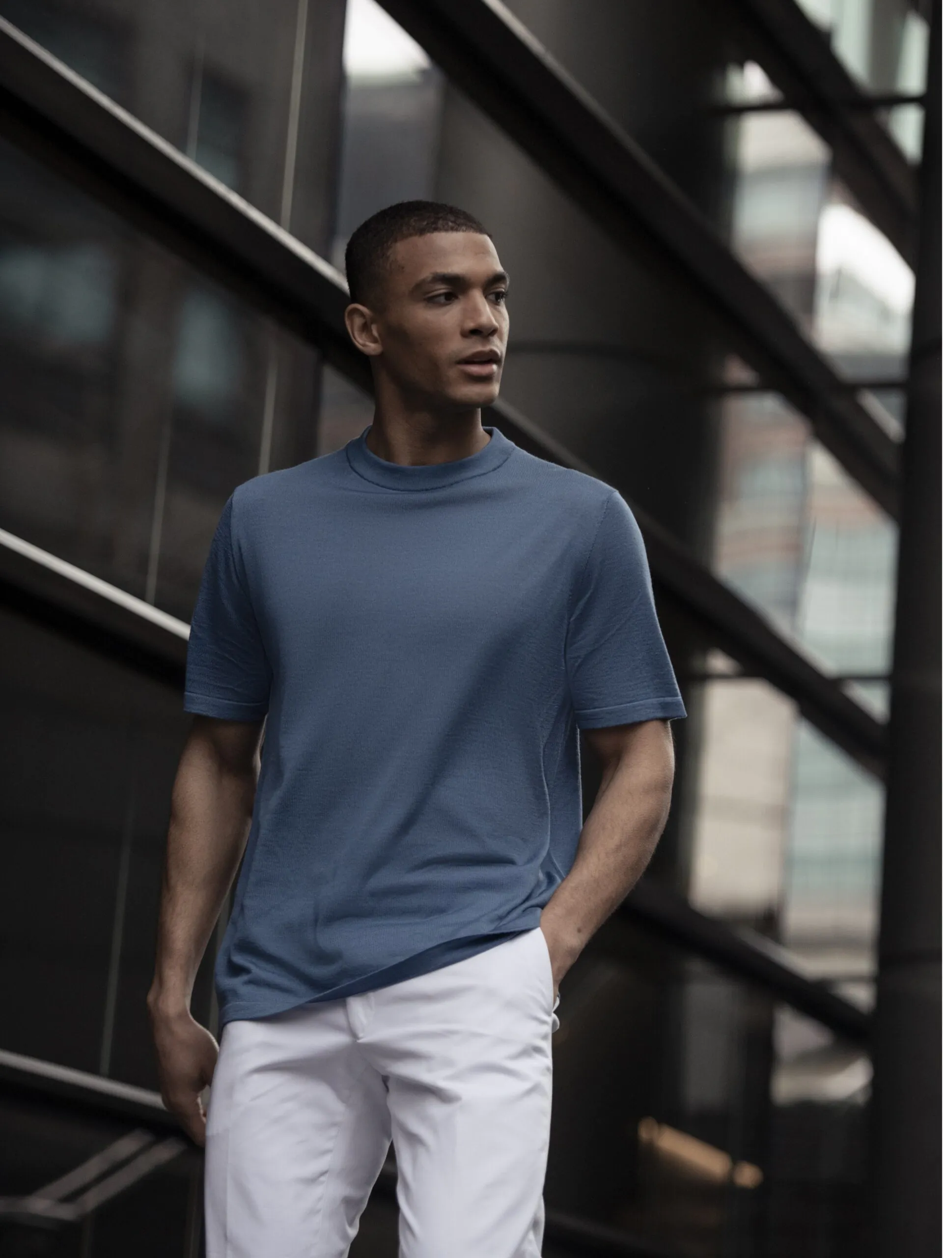 TRICOU ALBASTRU DIN MATASE NATURALA SI LANA MERINO - imagine 3