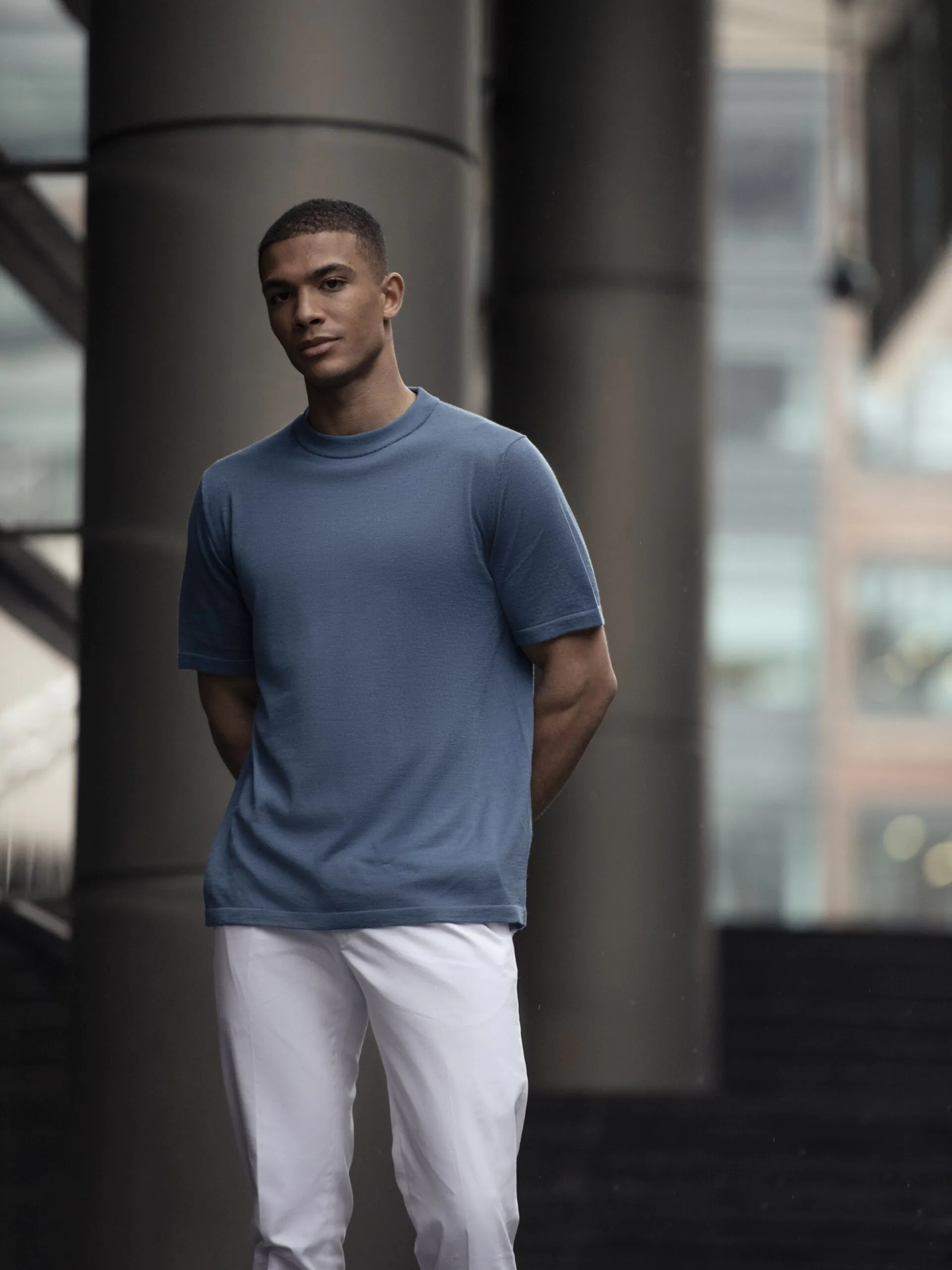 TRICOU ALBASTRU DIN MATASE NATURALA SI LANA MERINO